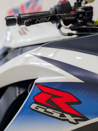WHITE 2011 SUZUKI GSXR 750 L0 - Photo 15