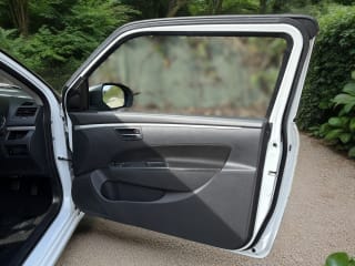 WHITE 2011 SUZUKI SWIFT SZ3 - Photo 10