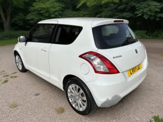 WHITE 2011 SUZUKI SWIFT SZ3 - Photo 6