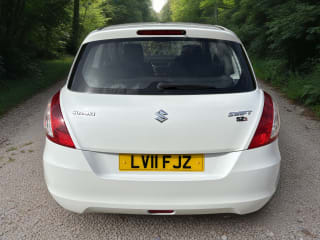 WHITE 2011 SUZUKI SWIFT SZ3 - Photo 5