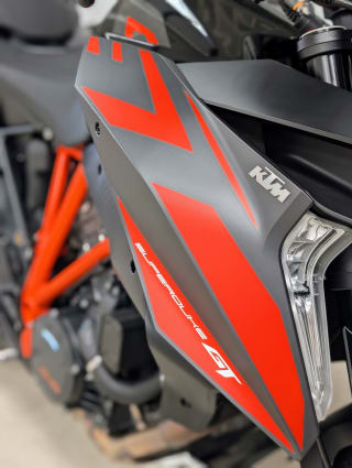 BLACK 2019 KTM 1290 SUPERDUKE GT - Photo 18