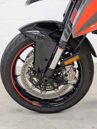 BLACK 2019 KTM 1290 SUPERDUKE GT - Photo 36