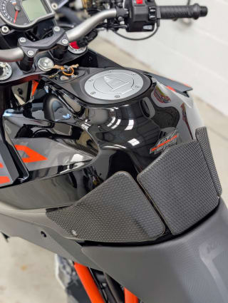 BLACK 2019 KTM 1290 SUPERDUKE GT - Photo 41