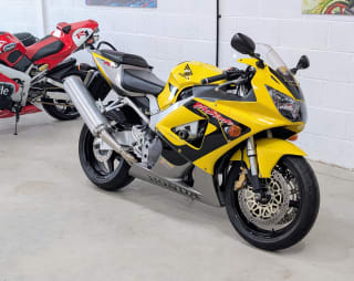 YELLOW 2002 HONDA CBR 900 RR - Photo 3
