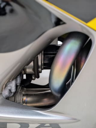 YELLOW 2002 HONDA CBR 900 RR - Photo 11