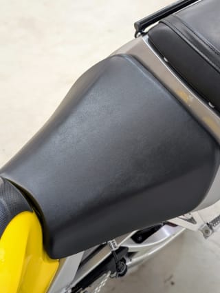 YELLOW 2002 HONDA CBR 900 RR - Photo 26