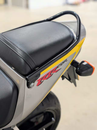 YELLOW 2002 HONDA CBR 900 RR - Photo 27