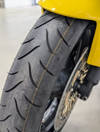 YELLOW 2002 HONDA CBR 900 RR - Photo 30