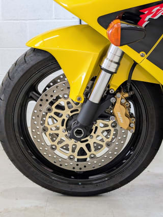 YELLOW 2002 HONDA CBR 900 RR - Photo 37