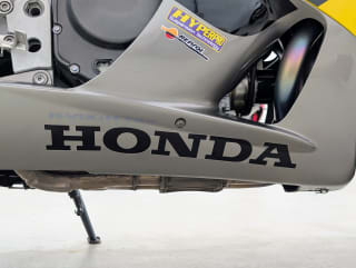 YELLOW 2002 HONDA CBR 900 RR - Photo 53