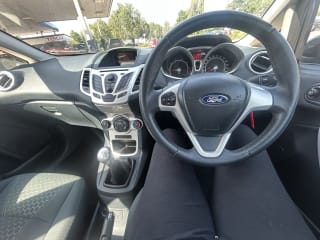 BLACK 2011 FORD FIESTA ZETEC - Photo 2