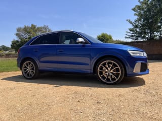 BLUE 2015 AUDI RS Q3 TFSI QUATTRO S-A - Photo 2