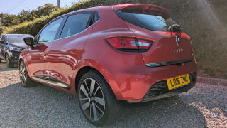 RED 2016 RENAULT CLIO DYNAMIQUE S NAV DCI - Photo 5