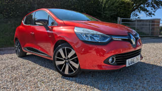 RED 2016 RENAULT CLIO DYNAMIQUE S NAV DCI - Photo 1