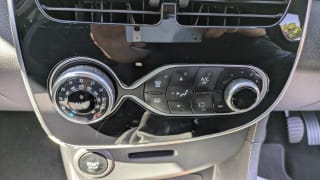 RED 2016 RENAULT CLIO DYNAMIQUE S NAV DCI - Photo 16