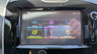 RED 2016 RENAULT CLIO DYNAMIQUE S NAV DCI - Photo 17