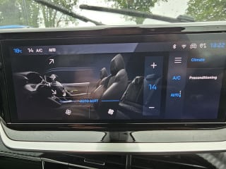 GREY 2024 PEUGEOT 2008 ALLURE EV - Photo 32