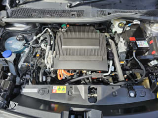 GREY 2024 PEUGEOT 2008 ALLURE EV - Photo 47