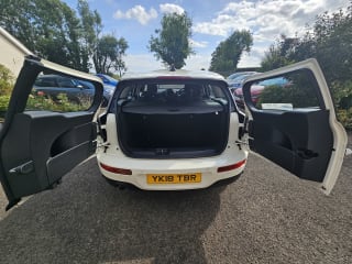 WHITE 2018 MINI CLUBMAN ONE - Photo 18