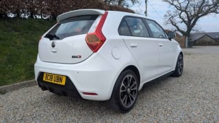 WHITE 2018 MG 3 STYLE + VTI-TECH - Photo 3