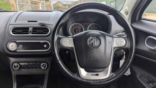 WHITE 2018 MG 3 STYLE + VTI-TECH - Photo 9