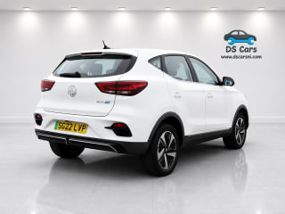 WHITE 2022 MG ZS SE EV - Photo 6