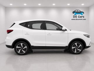 WHITE 2022 MG ZS SE EV Long Range - Photo 9