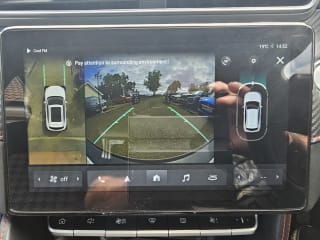 WHITE 2022 MG ZS SE EV Long Range - Photo 25