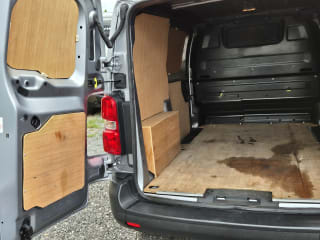 GREY 2023 PEUGEOT EXPERT PROF PREMIUM + L1 BHDI - Imaging+