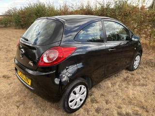 Black 2011 Ford Ka - Photo 4