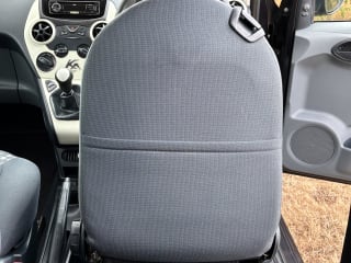 Black 2011 Ford Ka - Photo 14
