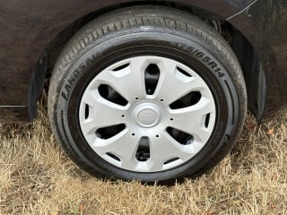 Black 2011 Ford Ka - Photo 35