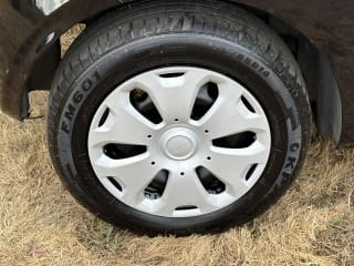 Black 2011 Ford Ka - Photo 36