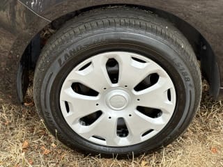 Black 2011 Ford Ka - Photo 38