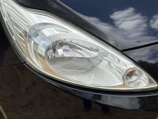 Black 2011 Ford Ka - Photo 40