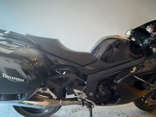 BLACK 2012 TRIUMPH SPRINT GT 1050 ABS - Photo 8