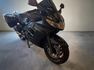 BLACK 2012 TRIUMPH SPRINT GT 1050 ABS - Photo 4