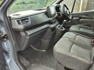 GREY 2023 NISSAN PRIMASTAR TEKNA DCI 4 berth camper van - Imaging+