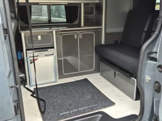 GREY 2023 NISSAN PRIMASTAR TEKNA DCI 4 berth camper van - Imaging+