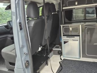GREY 2023 PEUGEOT EXPERT PROF PREMIUM + L1 BHDI - Imaging+