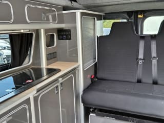 GREY 2023 NISSAN PRIMASTAR TEKNA DCI 4 berth camper van - Imaging+