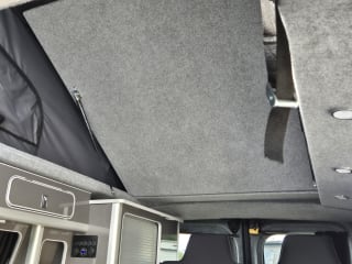GREY 2023 NISSAN PRIMASTAR TEKNA DCI 4 berth camper van - Imaging+