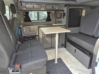 WHITE 2022 FORD TRANSIT CUSTOM 300LIMITD EBLUE 4 berth camper van - Imaging+
