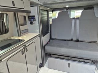 WHITE 2022 FORD TRANSIT CUSTOM 300LIMITD EBLUE 4 berth camper van - Imaging+