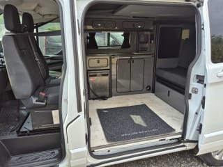 WHITE 2022 FORD TRANSIT CUSTOM 300LIMITD EBLUE 4 berth camper van - Imaging+