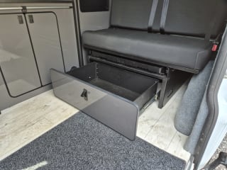 WHITE 2022 FORD TRANSIT CUSTOM 300LIMITD EBLUE 4 berth camper van - Imaging+