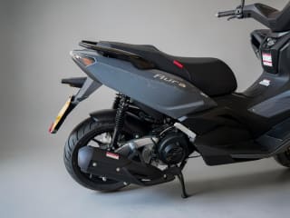 Grey 2026 Lemoto Aura - Photo 5