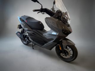 Grey 2026 Lemoto Aura - Photo 9