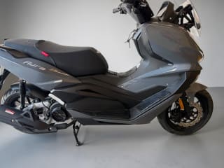 Grey 2026 Lemoto Aura - Photo 22