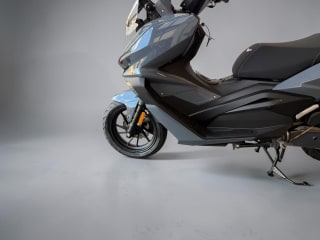Grey 2026 Lemoto Aura - Photo 32